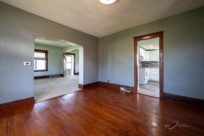 6844 US Route 20 W, FREEPORT, Illinois 61032, 3 Bedrooms Bedrooms, ,2 BathroomsBathrooms,House,For Sale,US Route 20 W,202402072