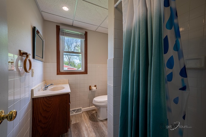 6844 US Route 20 W, FREEPORT, Illinois 61032, 3 Bedrooms Bedrooms, ,2 BathroomsBathrooms,House,For Sale,US Route 20 W,202402072