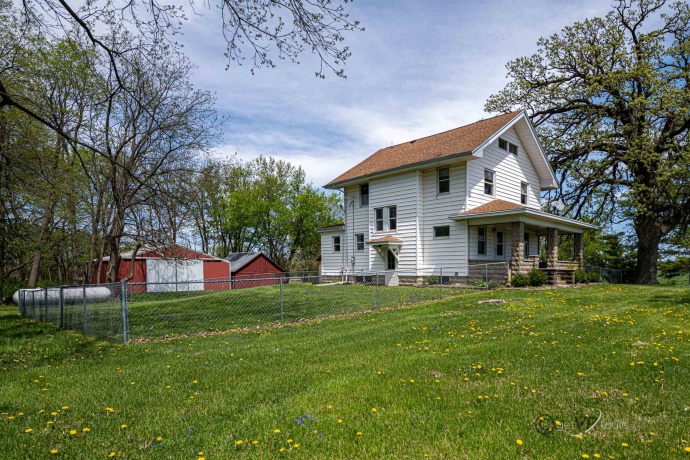 6844 US Route 20 W, FREEPORT, Illinois 61032, 3 Bedrooms Bedrooms, ,2 BathroomsBathrooms,House,For Sale,US Route 20 W,202402072