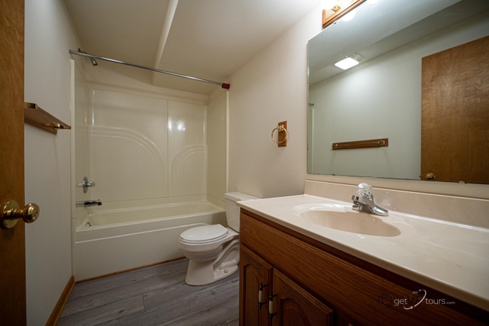 272 Blackhawk, GALENA, Illinois 61036, 3 Bedrooms Bedrooms, ,3 BathroomsBathrooms,House,For Sale,Blackhawk,202402141