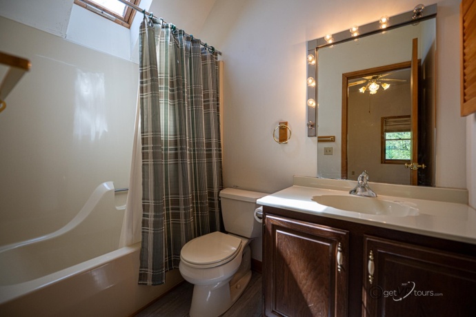 272 Blackhawk, GALENA, Illinois 61036, 3 Bedrooms Bedrooms, ,3 BathroomsBathrooms,House,For Sale,Blackhawk,202402141