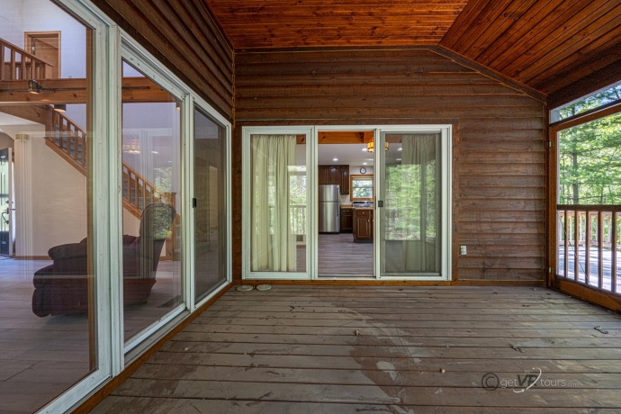 272 Blackhawk, GALENA, Illinois 61036, 3 Bedrooms Bedrooms, ,3 BathroomsBathrooms,House,For Sale,Blackhawk,202402141