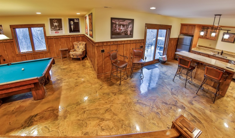 124 Blackhawk, GALENA, Illinois 61036, 6 Bedrooms Bedrooms, ,6 BathroomsBathrooms,House,For Sale,Blackhawk,202403602