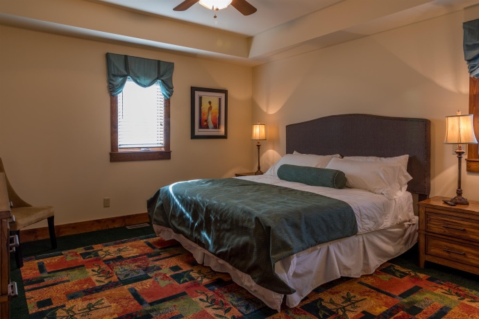 124 Blackhawk, GALENA, Illinois 61036, 6 Bedrooms Bedrooms, ,6 BathroomsBathrooms,House,For Sale,Blackhawk,202403602