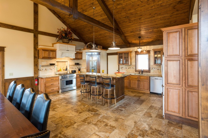 124 Blackhawk, GALENA, Illinois 61036, 6 Bedrooms Bedrooms, ,6 BathroomsBathrooms,House,For Sale,Blackhawk,202403602