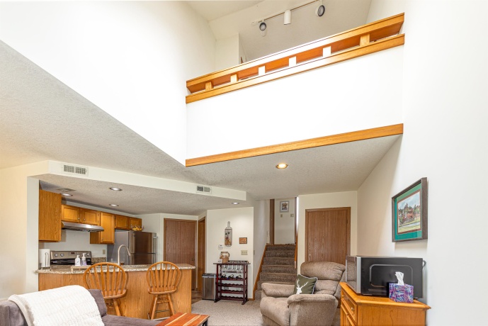 114 East Point, GALENA, Illinois 61036, 1 Bedroom Bedrooms, ,2 BathroomsBathrooms,Condominium,For Sale,East Point,202404054