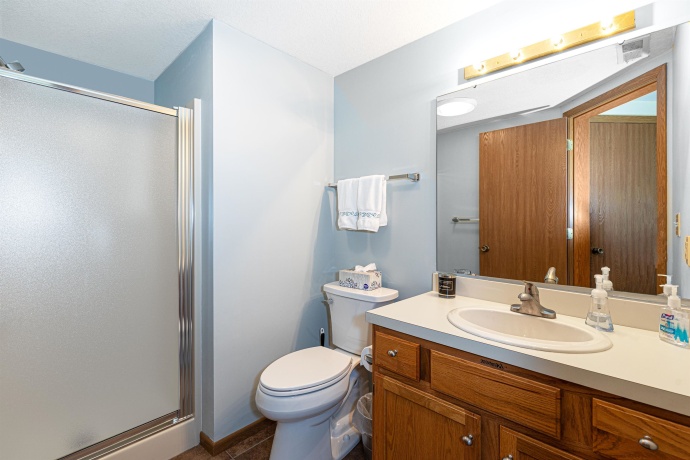 114 East Point, GALENA, Illinois 61036, 1 Bedroom Bedrooms, ,2 BathroomsBathrooms,Condominium,For Sale,East Point,202404054