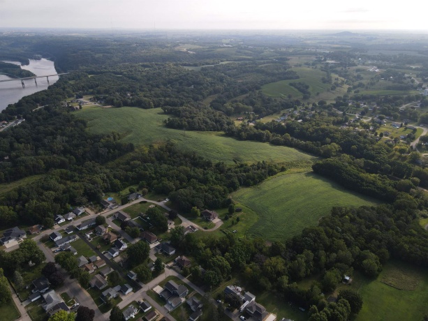 000 Old Dump Road, EAST DUBUQUE, Illinois 61025, ,Land,For Sale,Old Dump Road,202404710