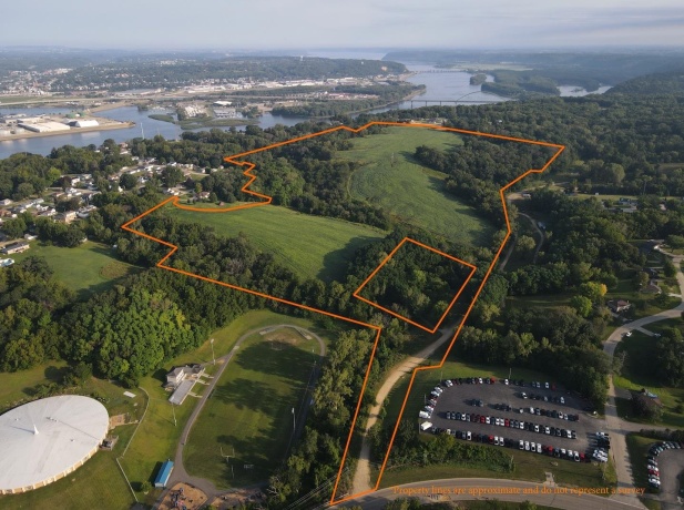 000 Old Dump Road, EAST DUBUQUE, Illinois 61025, ,Land,For Sale,Old Dump Road,202404710