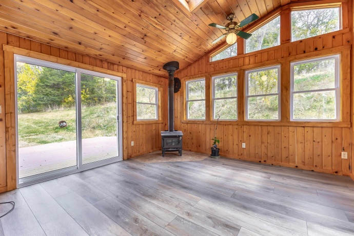 151 Blackjack, GALENA, Illinois 61036, 3 Bedrooms Bedrooms, ,2 BathroomsBathrooms,House,For Sale,Blackjack,202405759