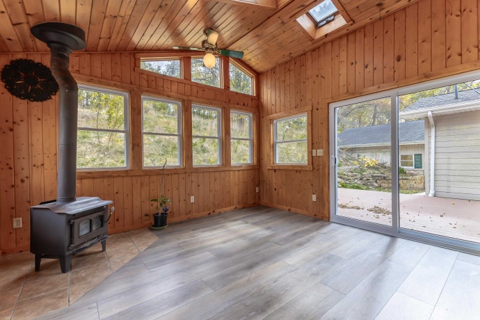 151 Blackjack, GALENA, Illinois 61036, 3 Bedrooms Bedrooms, ,2 BathroomsBathrooms,House,For Sale,Blackjack,202405759