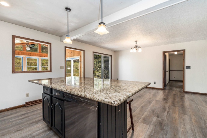 151 Blackjack, GALENA, Illinois 61036, 3 Bedrooms Bedrooms, ,2 BathroomsBathrooms,House,For Sale,Blackjack,202405759