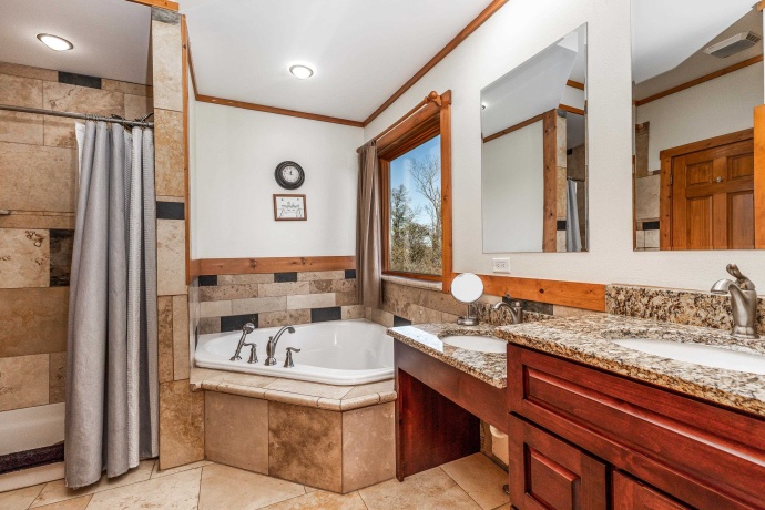 5A142 Fair Oaks, APPLE RIVER, Illinois 61001, 5 Bedrooms Bedrooms, ,6 BathroomsBathrooms,House,For Sale,Fair Oaks,202405774
