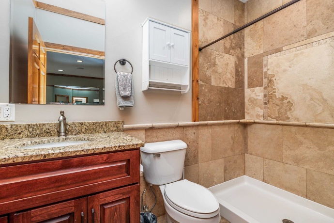 5A142 Fair Oaks, APPLE RIVER, Illinois 61001, 5 Bedrooms Bedrooms, ,6 BathroomsBathrooms,House,For Sale,Fair Oaks,202405774