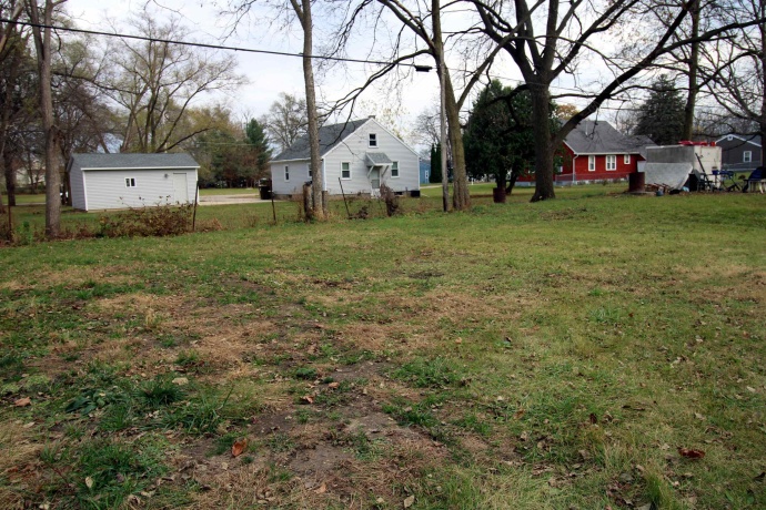 215 Moore, SOUTH BELOIT, Illinois 61080, 2 Bedrooms Bedrooms, ,1 BathroomBathrooms,House,For Sale,Moore,202406404