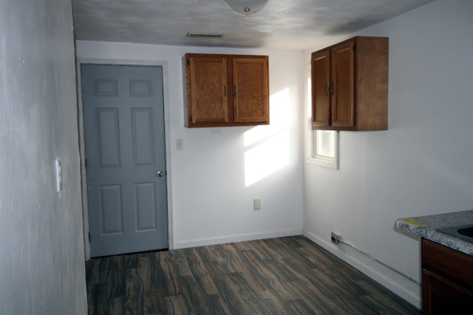 215 Moore, SOUTH BELOIT, Illinois 61080, 2 Bedrooms Bedrooms, ,1 BathroomBathrooms,House,For Sale,Moore,202406404