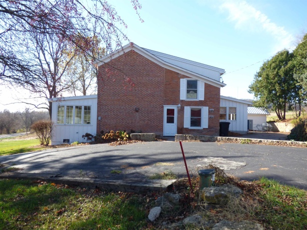 6036 Stagecoach Trail, GALENA, Illinois 61036, 3 Bedrooms Bedrooms, ,2 BathroomsBathrooms,House,For Sale,Stagecoach Trail,202406469