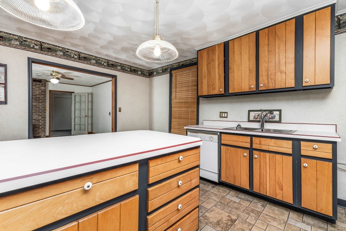 209 Park, GALENA, Illinois 61036, 3 Bedrooms Bedrooms, ,1 BathroomBathrooms,House,For Sale,Park,202406883