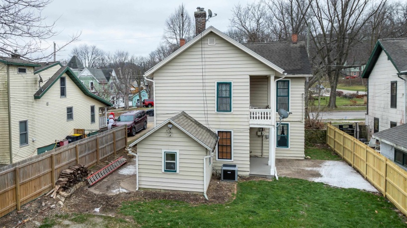 209 Park, GALENA, Illinois 61036, 3 Bedrooms Bedrooms, ,1 BathroomBathrooms,House,For Sale,Park,202406883