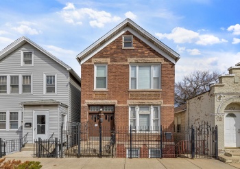 2136 18th, CHICAGO, Illinois 60608, ,3 - 4 Units,For Sale,18th,202406930
