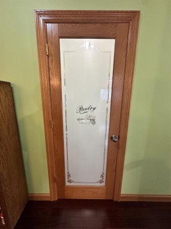 734 Canterbury, FREEPORT, Illinois 61032, 2 Bedrooms Bedrooms, ,3 BathroomsBathrooms,House,For Sale,Canterbury,202407074