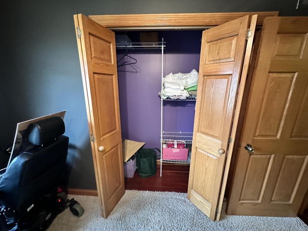 734 Canterbury, FREEPORT, Illinois 61032, 2 Bedrooms Bedrooms, ,3 BathroomsBathrooms,House,For Sale,Canterbury,202407074