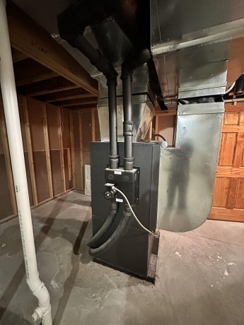 734 Canterbury, FREEPORT, Illinois 61032, 2 Bedrooms Bedrooms, ,3 BathroomsBathrooms,House,For Sale,Canterbury,202407074