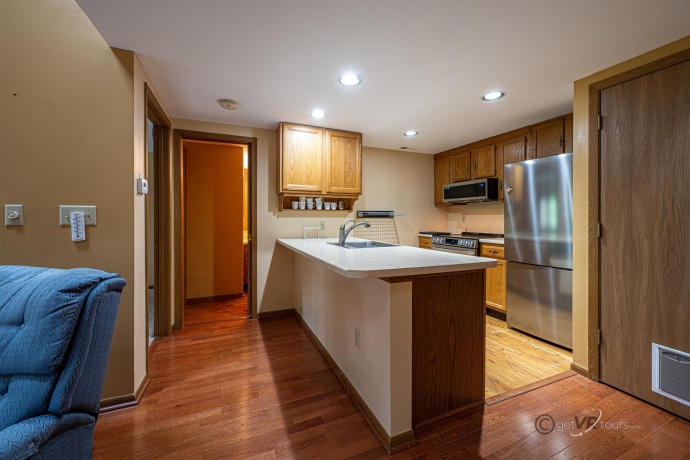 27 Oak Glen, GALENA, Illinois 61036, 2 Bedrooms Bedrooms, ,2 BathroomsBathrooms,Condominium,For Sale,Oak Glen,202403282