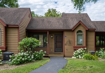 27 Oak Glen, GALENA, Illinois 61036, 2 Bedrooms Bedrooms, ,2 BathroomsBathrooms,Condominium,For Sale,Oak Glen,202403282