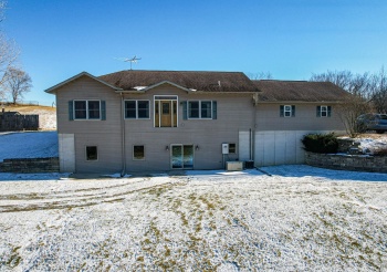 9304 Ellis, FENTON, Illinois 61251, 2 Bedrooms Bedrooms, ,1 BathroomBathrooms,House,For Sale,Ellis,202500170