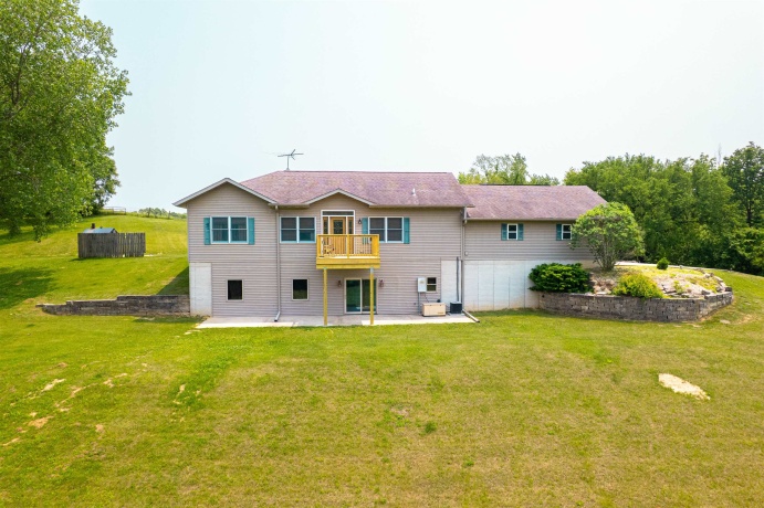 9304 Ellis, FENTON, Illinois 61251, 2 Bedrooms Bedrooms, ,1 BathroomBathrooms,House,For Sale,Ellis,202500170