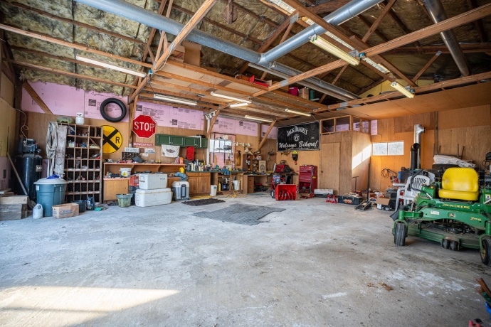 9304 Ellis, FENTON, Illinois 61251, 2 Bedrooms Bedrooms, ,1 BathroomBathrooms,House,For Sale,Ellis,202500170