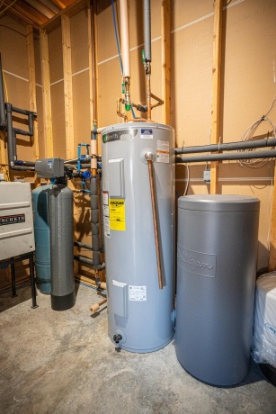 9304 Ellis, FENTON, Illinois 61251, 2 Bedrooms Bedrooms, ,1 BathroomBathrooms,House,For Sale,Ellis,202500170