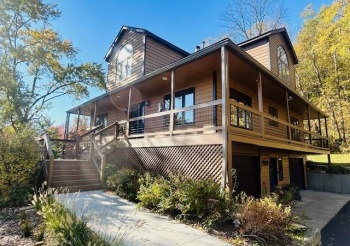 17 Sundance, GALENA, Illinois 61036, 5 Bedrooms Bedrooms, ,4 BathroomsBathrooms,House,For Sale,Sundance,202500467