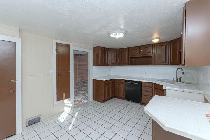 336 MENOMONIE, BELVIDERE, Illinois 61008, 3 Bedrooms Bedrooms, ,2 BathroomsBathrooms,House,For Sale,MENOMONIE,202500681