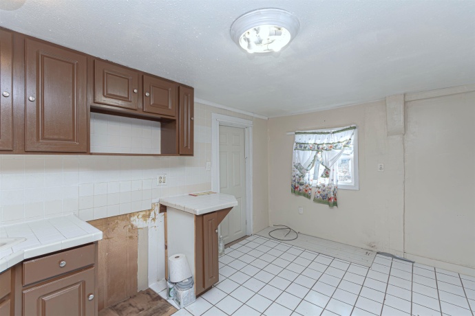 336 MENOMONIE, BELVIDERE, Illinois 61008, 3 Bedrooms Bedrooms, ,2 BathroomsBathrooms,House,For Sale,MENOMONIE,202500681