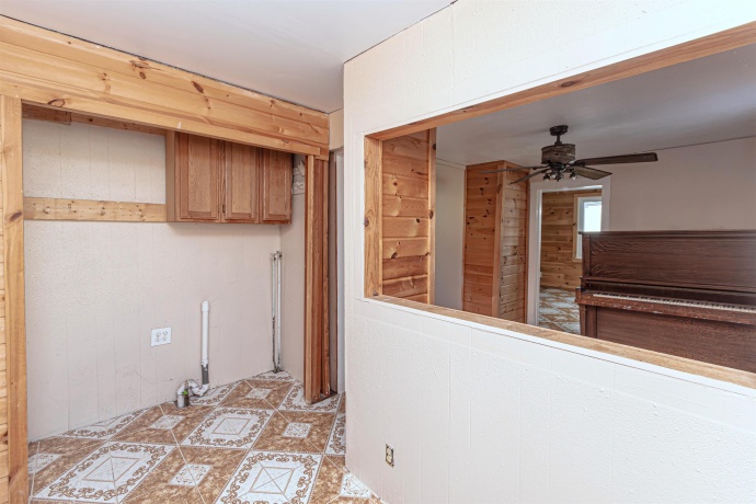 336 MENOMONIE, BELVIDERE, Illinois 61008, 3 Bedrooms Bedrooms, ,2 BathroomsBathrooms,House,For Sale,MENOMONIE,202500681