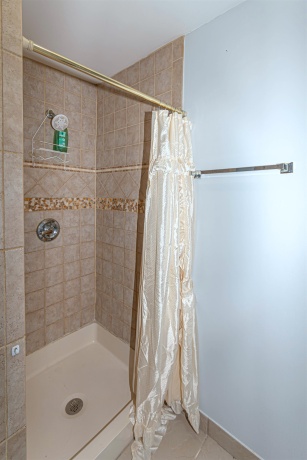 336 MENOMONIE, BELVIDERE, Illinois 61008, 3 Bedrooms Bedrooms, ,2 BathroomsBathrooms,House,For Sale,MENOMONIE,202500681