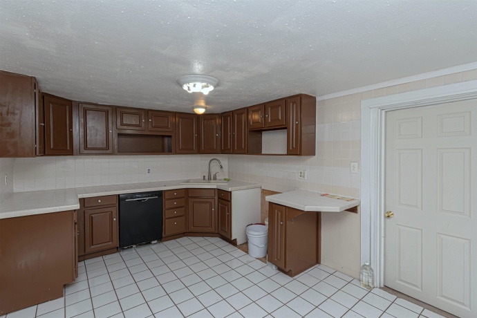 336 MENOMONIE, BELVIDERE, Illinois 61008, 3 Bedrooms Bedrooms, ,2 BathroomsBathrooms,House,For Sale,MENOMONIE,202500681