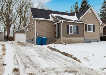 906 9th, DIXON, Illinois 61021, 3 Bedrooms Bedrooms, ,1 BathroomBathrooms,House,For Sale,9th,202500707