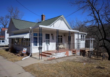 469 Dewey, GALENA, Illinois 61036, 2 Bedrooms Bedrooms, ,1 BathroomBathrooms,House,For Sale,Dewey,202500844