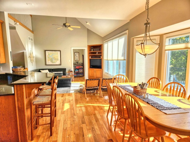 28-29 Southview, LAKE CARROLL, Illinois 61046, 5 Bedrooms Bedrooms, ,3 BathroomsBathrooms,House,For Sale,Southview,202500893