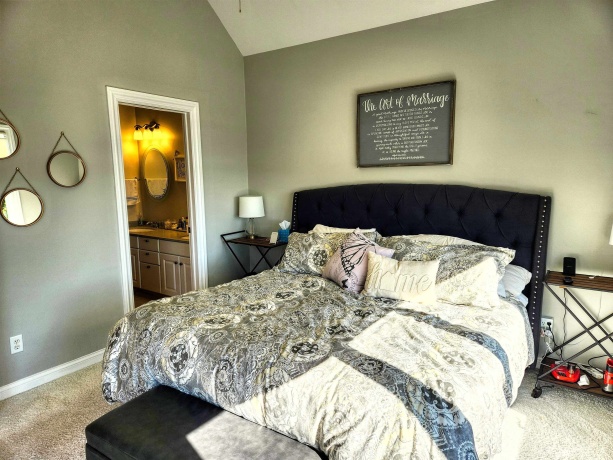 28-29 Southview, LAKE CARROLL, Illinois 61046, 5 Bedrooms Bedrooms, ,3 BathroomsBathrooms,House,For Sale,Southview,202500893