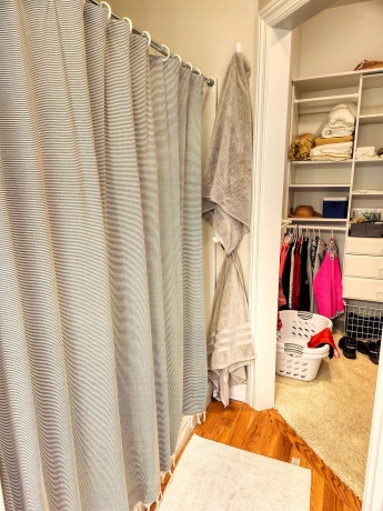 28-29 Southview, LAKE CARROLL, Illinois 61046, 5 Bedrooms Bedrooms, ,3 BathroomsBathrooms,House,For Sale,Southview,202500893