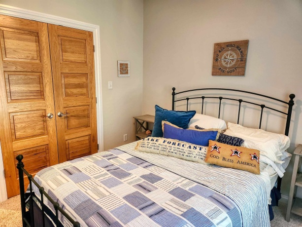 28-29 Southview, LAKE CARROLL, Illinois 61046, 5 Bedrooms Bedrooms, ,3 BathroomsBathrooms,House,For Sale,Southview,202500893