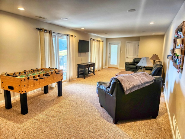 28-29 Southview, LAKE CARROLL, Illinois 61046, 5 Bedrooms Bedrooms, ,3 BathroomsBathrooms,House,For Sale,Southview,202500893