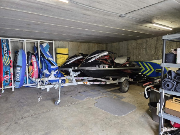 28-29 Southview, LAKE CARROLL, Illinois 61046, 5 Bedrooms Bedrooms, ,3 BathroomsBathrooms,House,For Sale,Southview,202500893