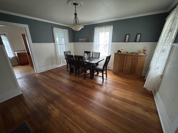625 3rd, SAVANNA, Illinois 61074, 3 Bedrooms Bedrooms, ,1 BathroomBathrooms,House,For Sale,3rd,202501041