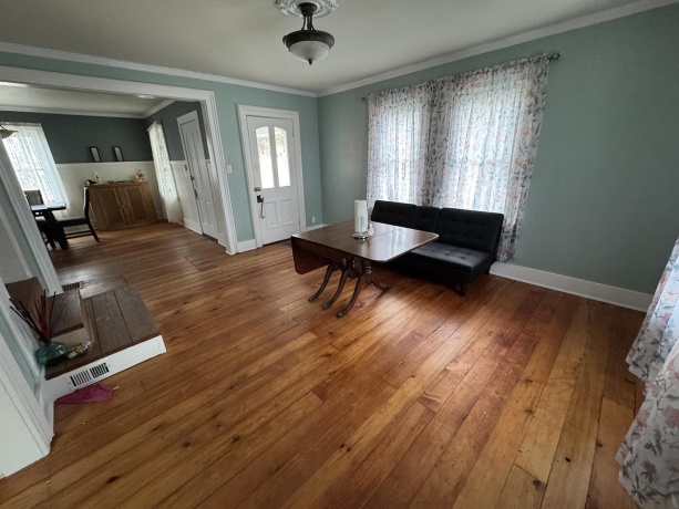 625 3rd, SAVANNA, Illinois 61074, 3 Bedrooms Bedrooms, ,1 BathroomBathrooms,House,For Sale,3rd,202501041