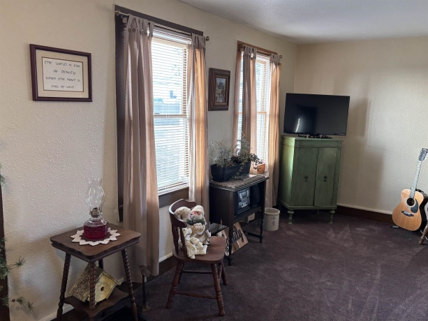 2077 Browns Mill Road, FREEPORT, Illinois 61032, 3 Bedrooms Bedrooms, ,2 BathroomsBathrooms,House,For Sale,Browns Mill Road,202501183